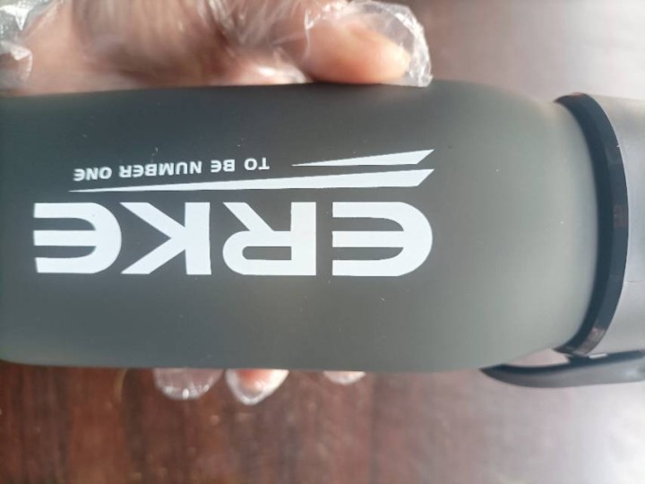 【全新未使用】鸿星尔克运动随手杯，600ML容量，黑色款，正品带原包装，食品级材…图片3