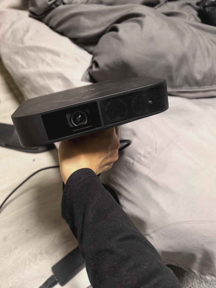 极米投影买来四个月几乎没用过图片2