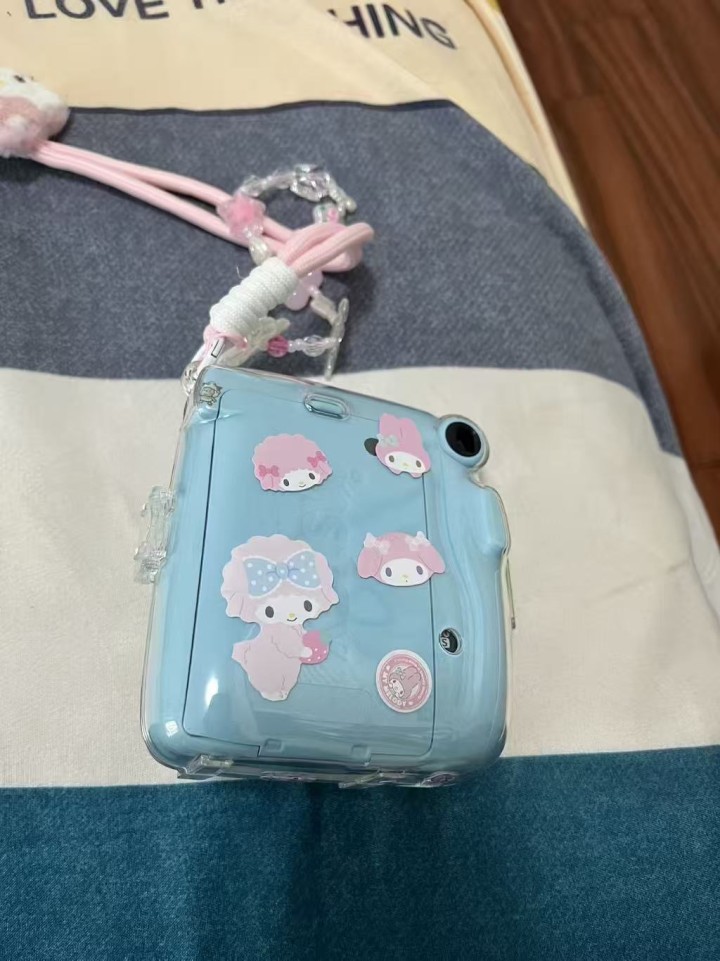 95新富士instax mini11蓝色款，女高自用，平时用得很少，外观很新，保…
