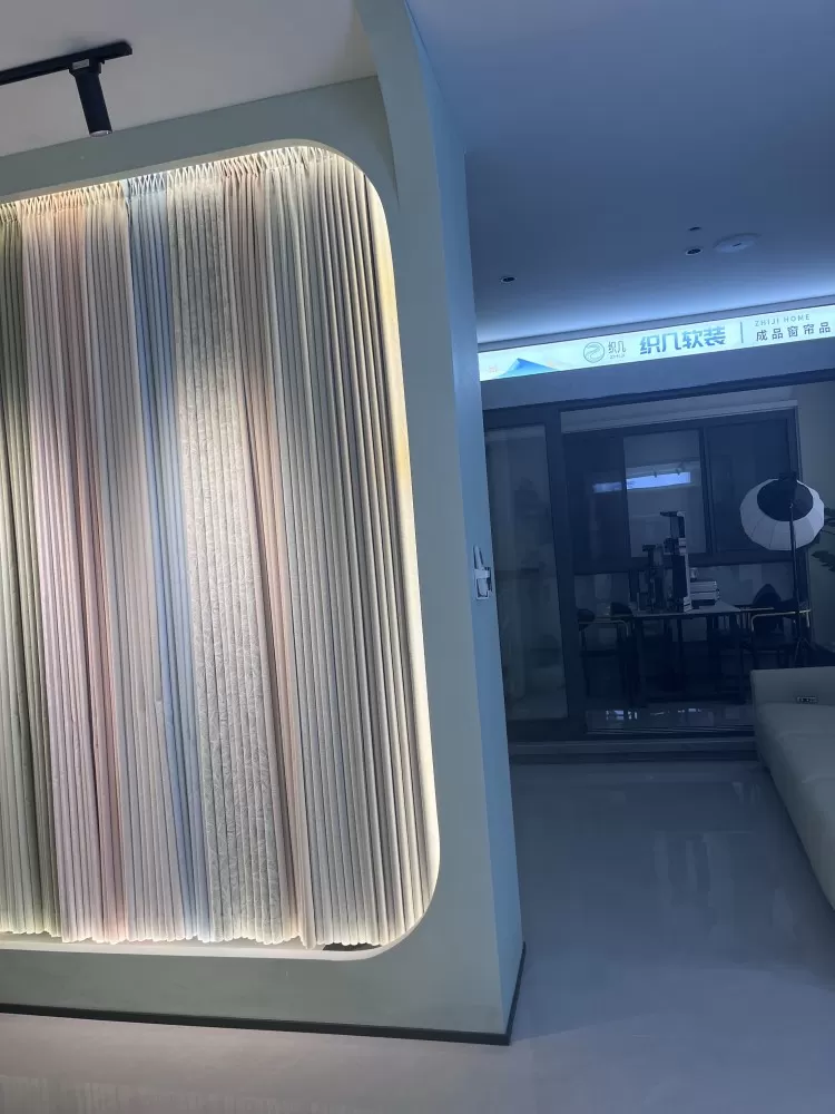 窗帘换样品，2米宽，2.6高，原价199一片，现价25.量多可优惠