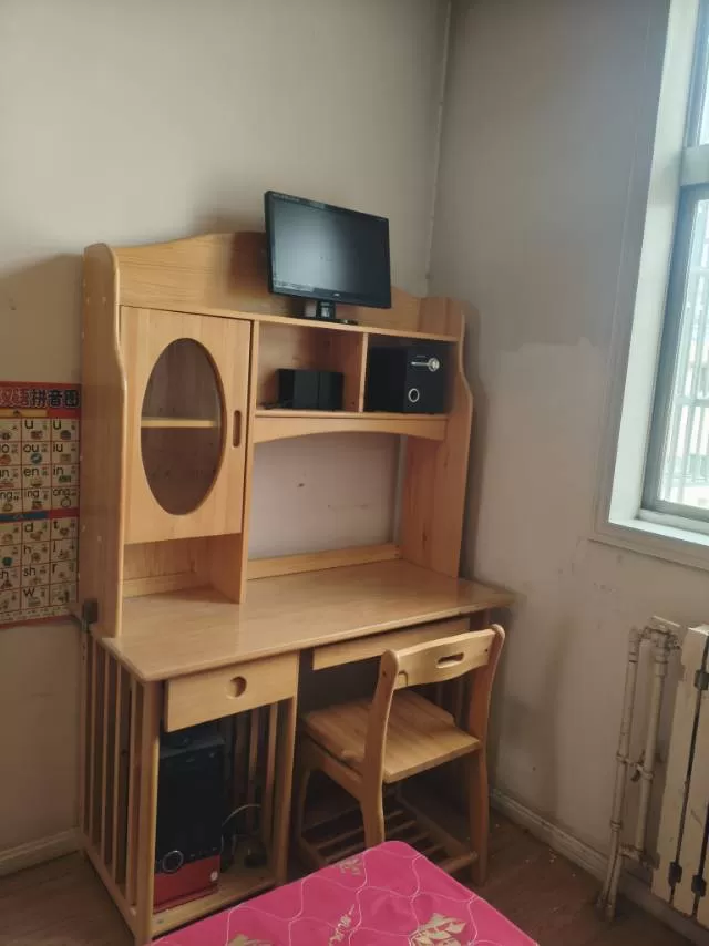 品牌实木书桌带升降椅一套图片2