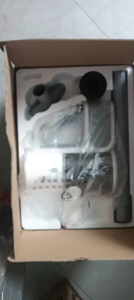 全新原装，无线吸尘器