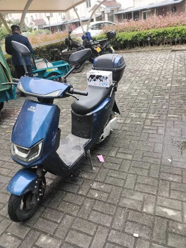 转让闲置骑韵60v5个电池 大电车，车龄3年 去年换的电池，续航50公里+ 钥匙…