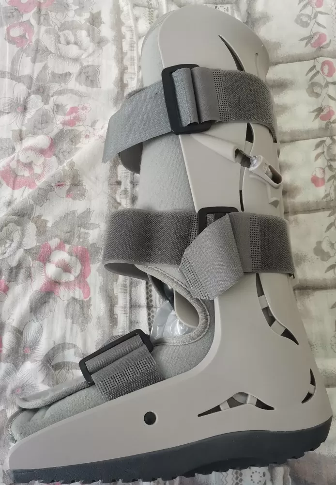 ober可调充气款跟腱靴，使用了一个月，配有跟腱垫，可调节角度，带气囊，EVA+…图片2