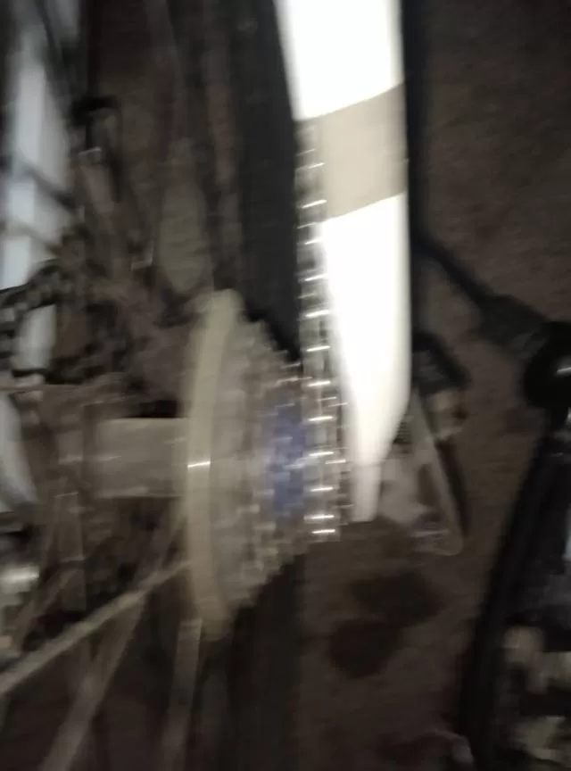 途轮山地自行车买来骑了不到2个月不骑了原价599元买的只有一些地方掉漆了不明显尺…图片2