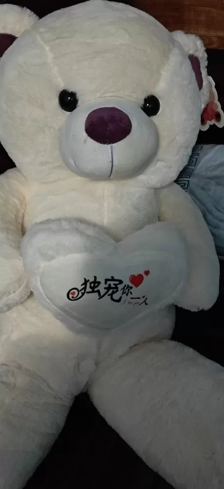 二手娃娃，没用过全新微微瑕可上门自提。白色约莫一米高，感兴趣的私聊