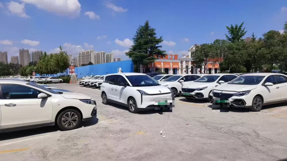 郑州网约车，带营运证，抵押金，低租金。有想要跑网约车的师傅可以联系
