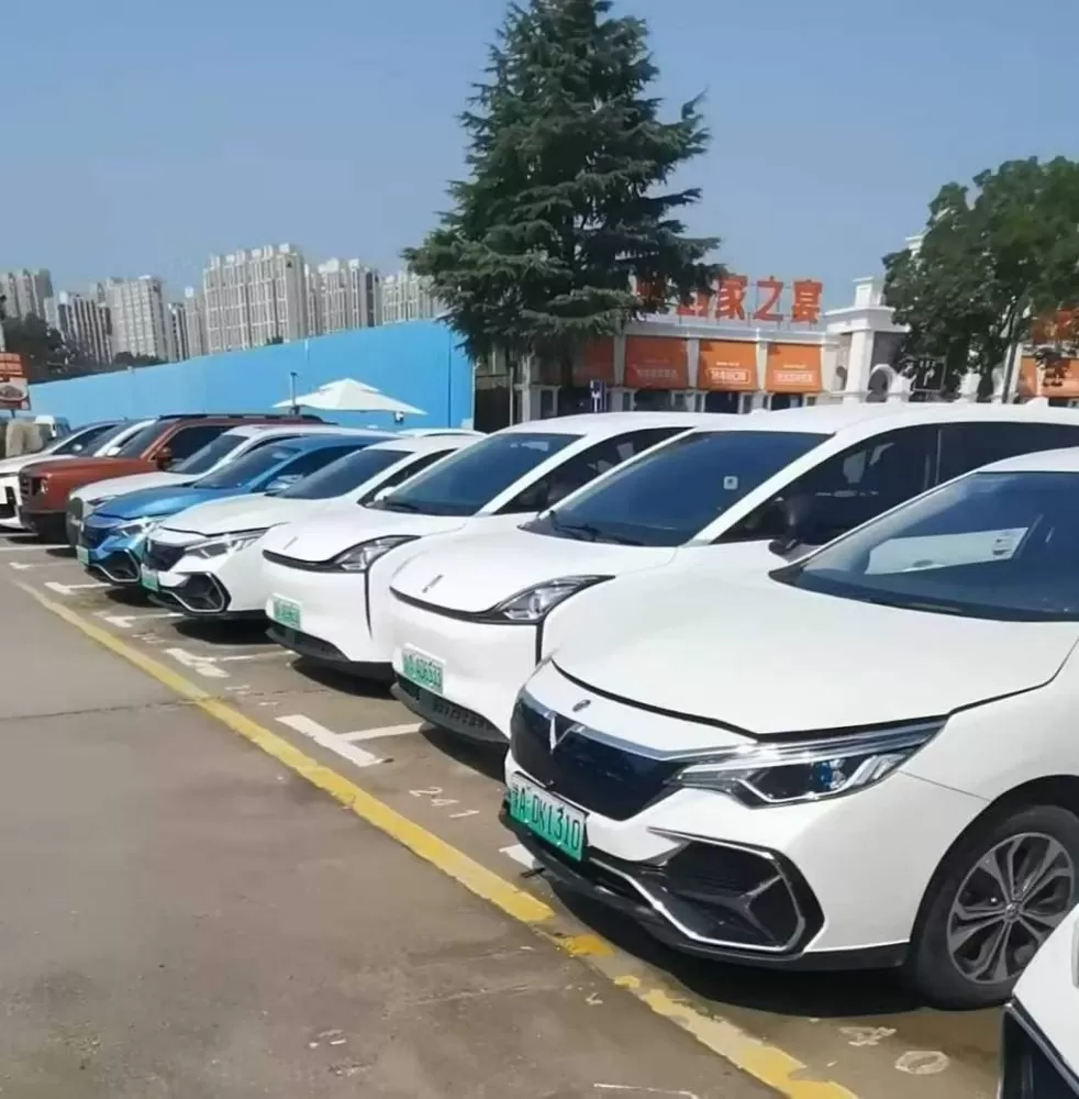 郑州网约车，带营运证，抵押金，低租金。有想要跑网约车的师傅可以联系图片2