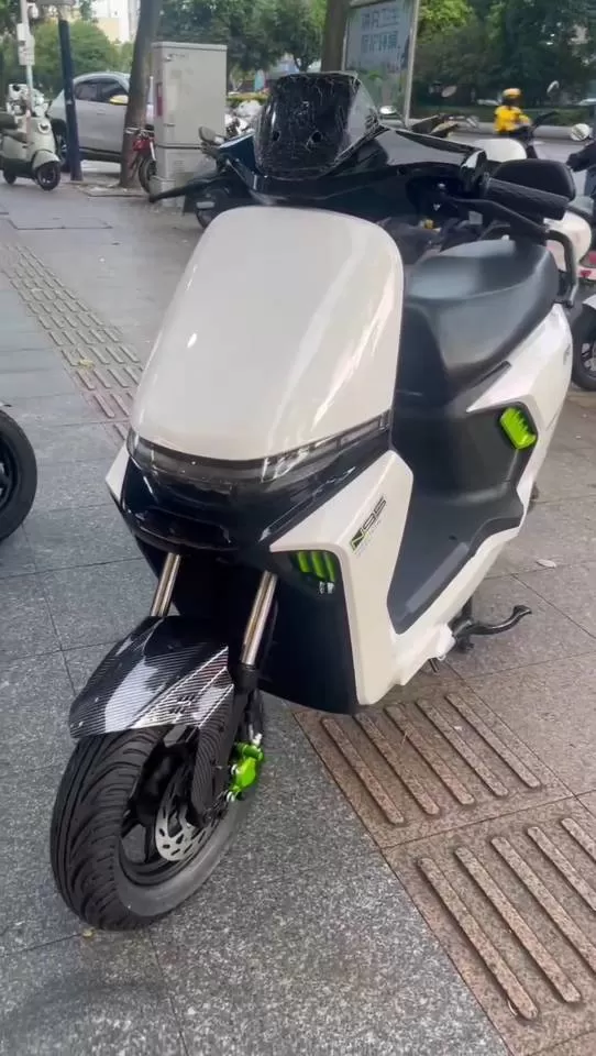 特别低价手续齐全，可正常上白牌，车况精品，代步通勤神器。 车辆配置： - 180…图片2