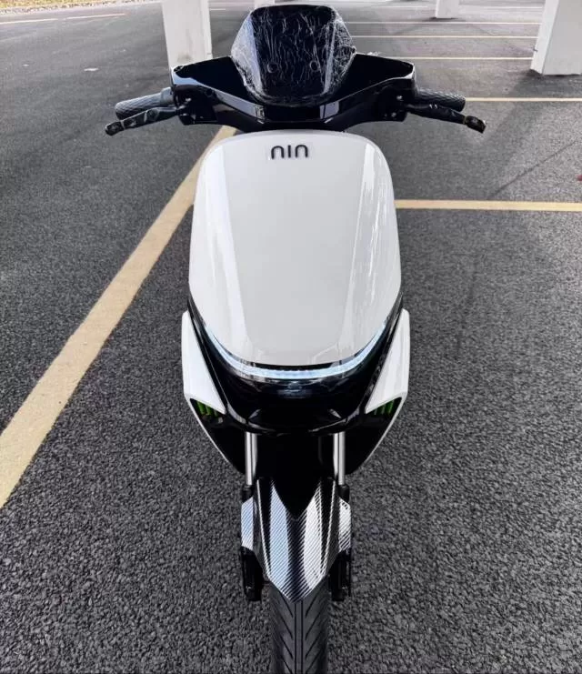 特别低价手续齐全，可正常上白牌，车况精品，代步通勤神器。 车辆配置： - 180…图片3