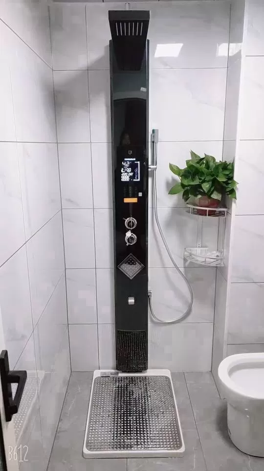 自用拆机 智能恒温即热集成淋浴屏 电热水器花洒一体 黑色钢化玻璃面板，数显恒温，…图片4
