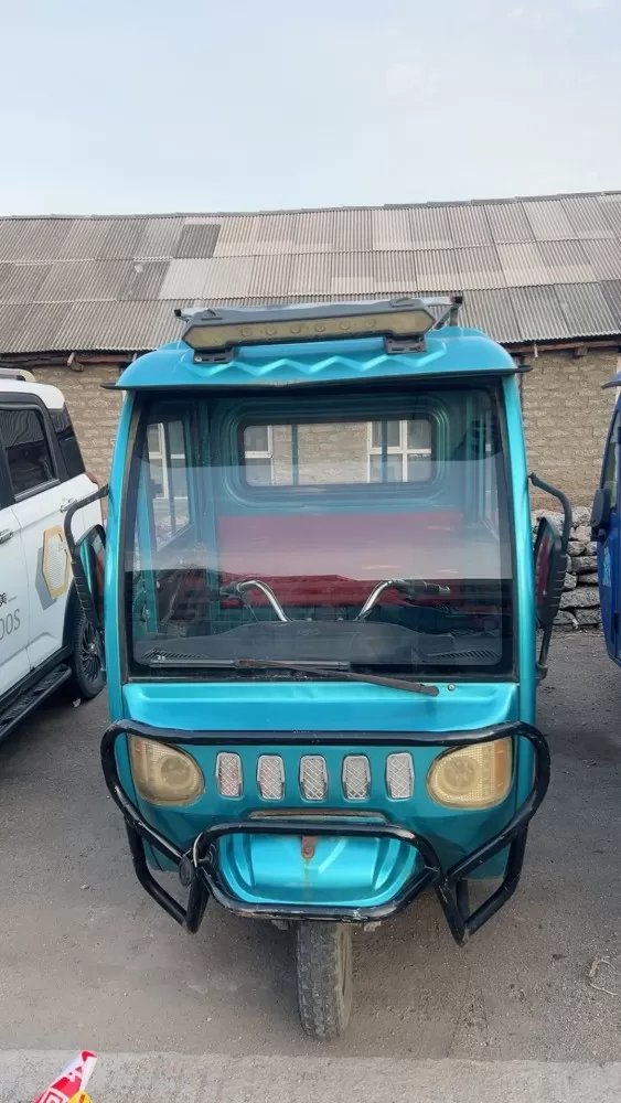 电动三轮车 2200元宝清看车18846980850微信同步图片2