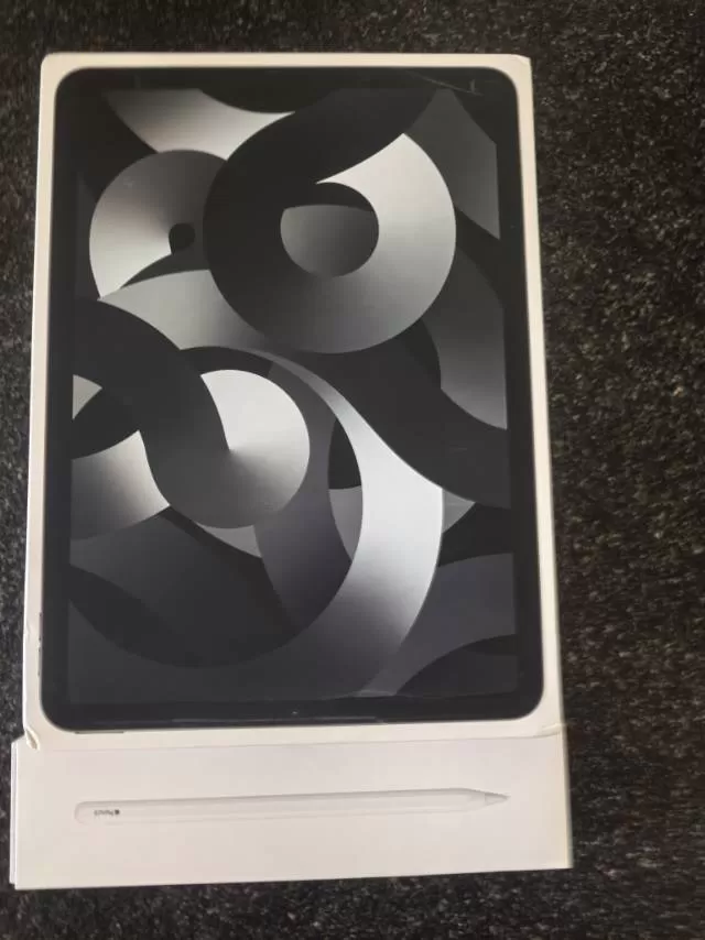 iPadAir几乎全新 iPad Air 10.9英寸 无线局域网版，256G，…图片6