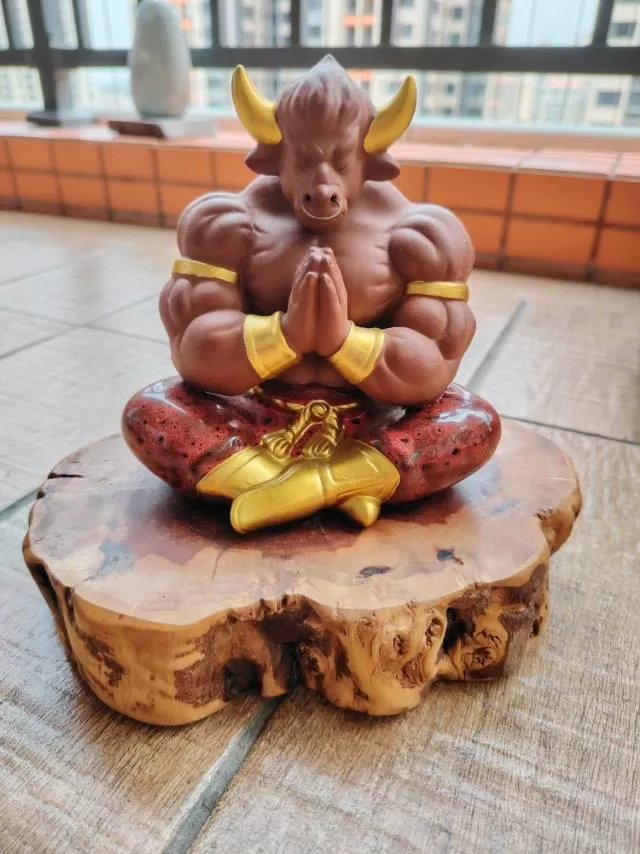 紫砂牛摆件➕底座，两件一起150，不含运费，亦可自提！图片3