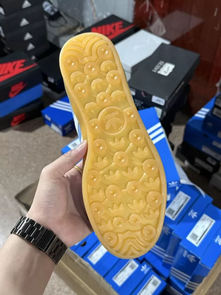 原厂级，微瑕图片4