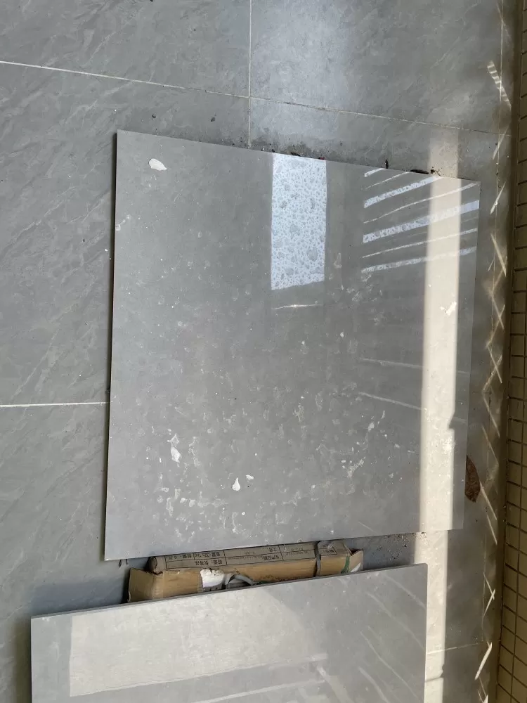 佛山品牌自由连纹微理石素色瓷砖，750x1500mm规格，通体岩板材质。灰色调高…图片2