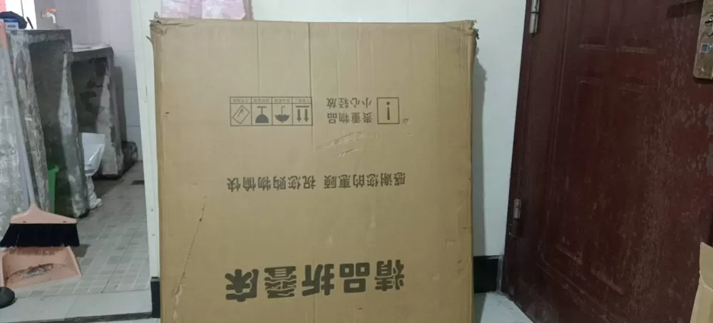 需要自己来拿凤都村马山下6号这里      才发来的折叠床900×1900有需要…
