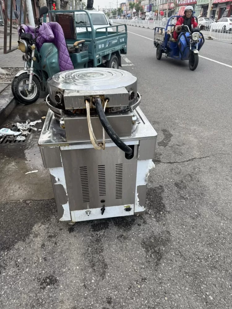 八成新燃气烙饼机价格可谈图片4