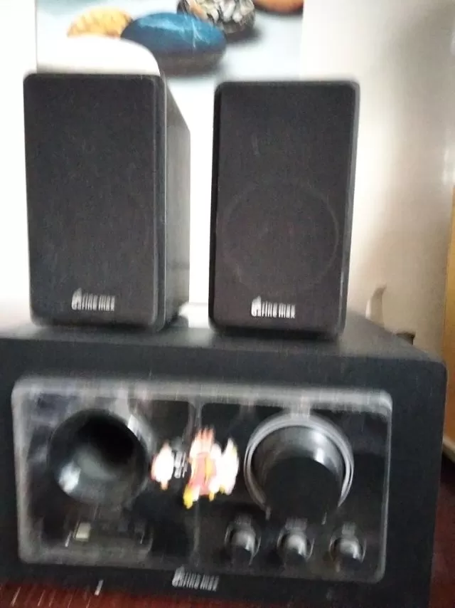 低音炮-对，80W，低音强，可蓝牙，插卡功能全。图片3