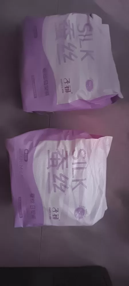 子初蚕丝日安裤，一包6片装，共2包，未拆封。