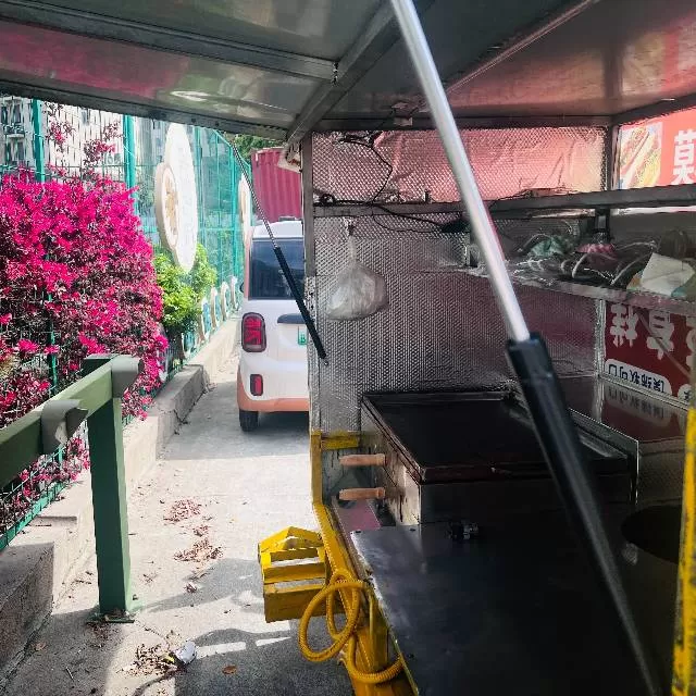 常州可以现场看车 低价转自用三轮小吃车 60v 2组电瓶 能跑50-60公里 车…图片5