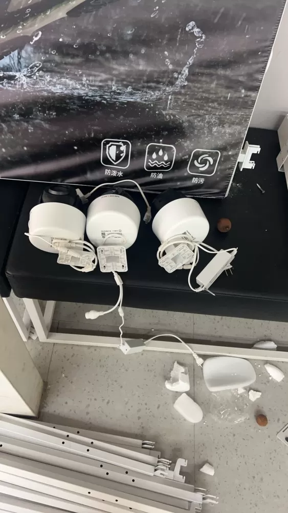 店面拆迁，水星全彩超清无线监控球，360度无死角远程控制语音，四个一起处理