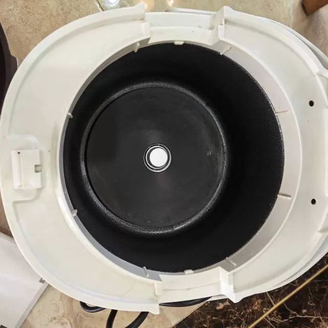 美的电压力锅，5L大容量，MY-13PSS505A型号，功能齐全，煮饭煲汤炖肉都…