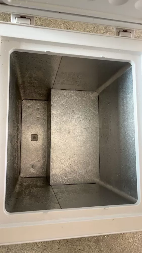 新飞小冰柜，单温，插电即用，制冷效果正常，声音不大，空间挺实用，适合租房、宿舍、…图片2