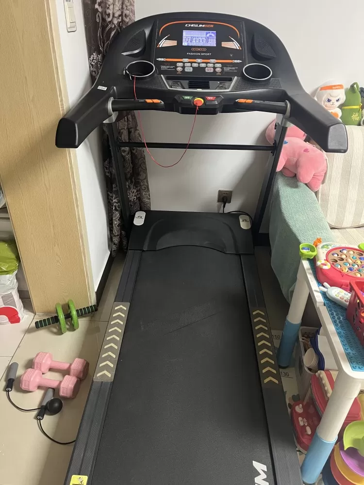启迈斯家用折叠跑步机，9.5成新，日常快走慢跑使用，12档速度可调，大屏显示时间…