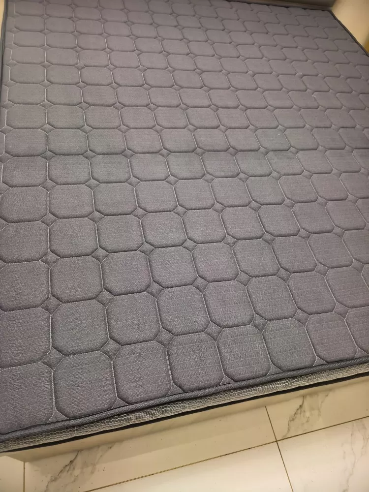 刚买的床垫  棕垫10公分的 睡着舒服图片3