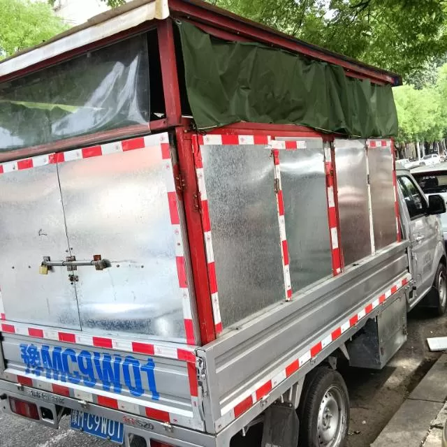 本人有小平板货车2025年5月上牌行程700公里，于转卖。只限于三门峡洛阳地区，…图片2
