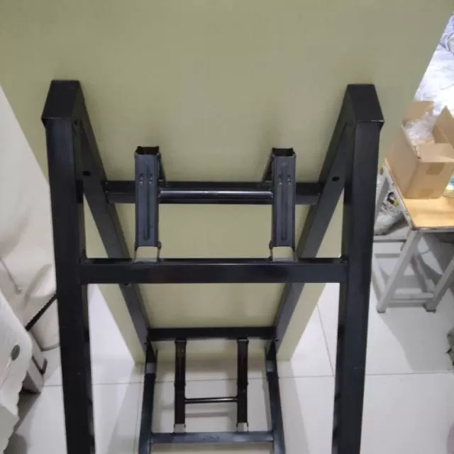 折叠桌，米白色桌面+黑色铁艺支架，结实耐用，桌面宽75cm，长120cm，高80…图片5