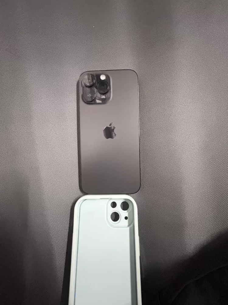iPhone 14 Pro Max 256G ，成色还可以，平时用得少，外观挺新…图片4