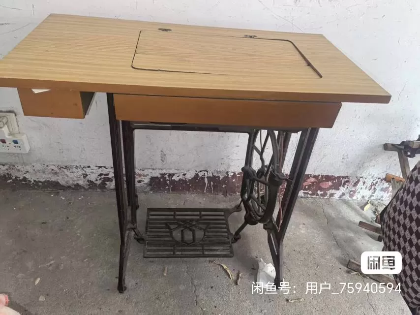 缝纫机，需要自提，谢谢！图片2