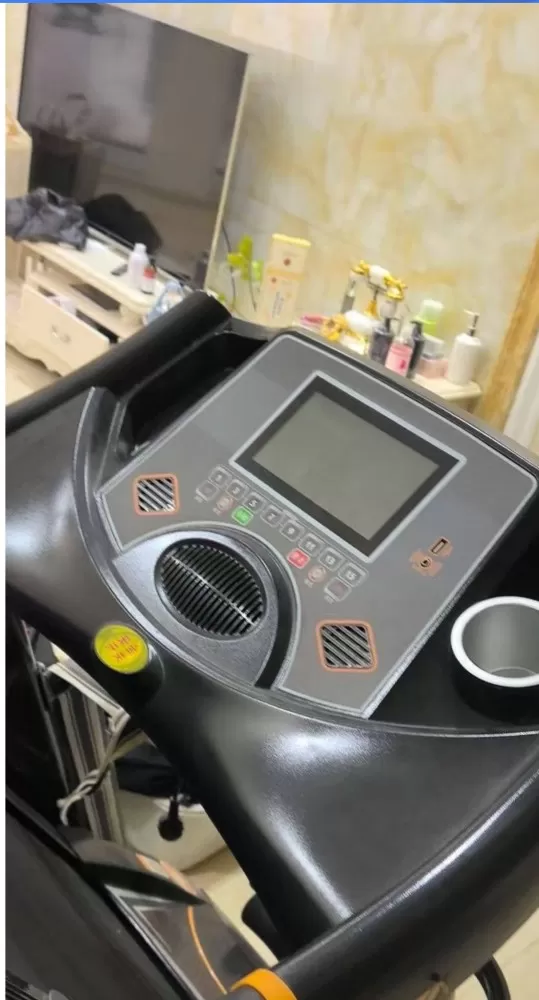 品牌跑步机八成新图片2