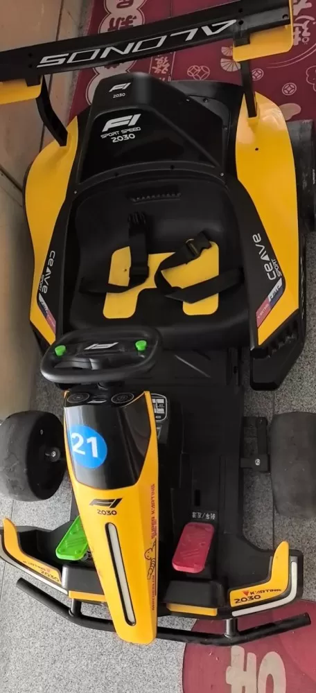 F1卡丁漂移车 原价淘宝1500元购买的 成色比较新图片3