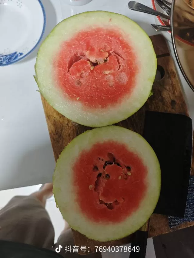 有人需要一年级的书吗？家里小孩可以在暑假预习