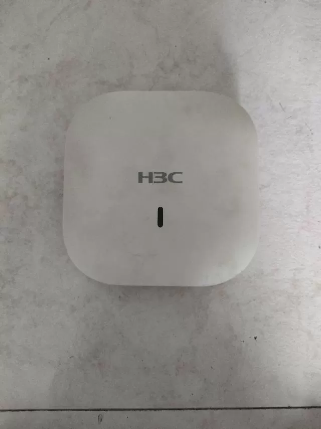 h3c路由器基本没用过，裸机，有会配置的可以试一试