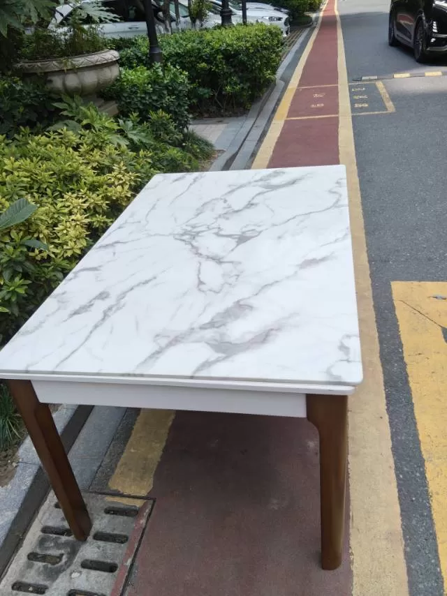 桌子凳子一套，八成新图片2