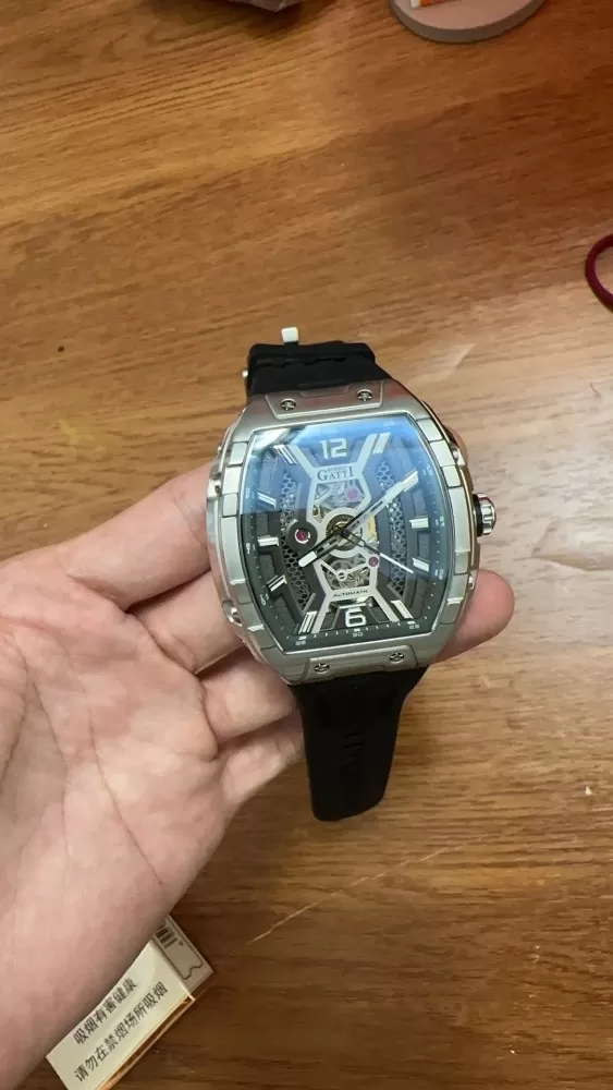 布加迪手表，新买要2千6，买了一个星期图片4