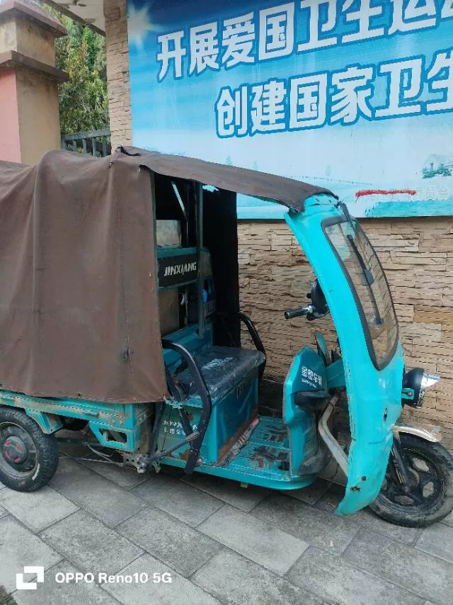 整套烧烤摆摊设备打包转让，整套不单卖！包含：带雨棚电动三轮车 + 烧烤烤架 + …图片2