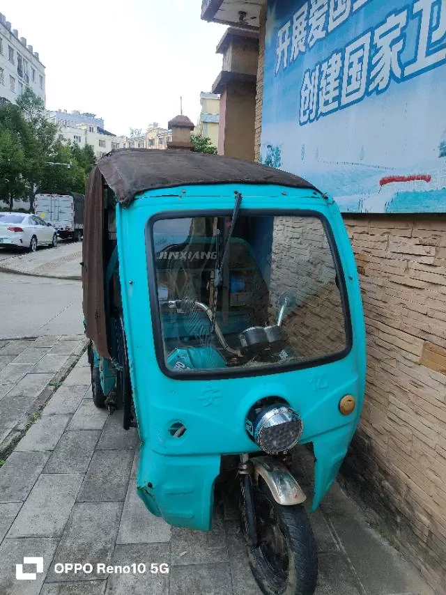 整套烧烤摆摊设备打包转让，整套不单卖！包含：带雨棚电动三轮车 + 烧烤烤架 + …