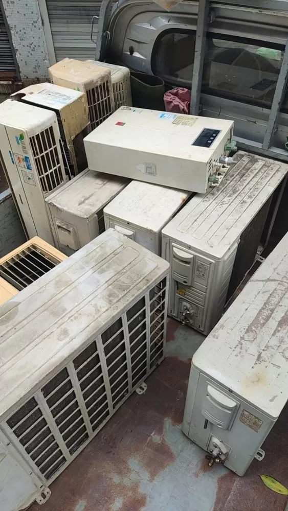 阿伟上门回收各种旧电器名片头像