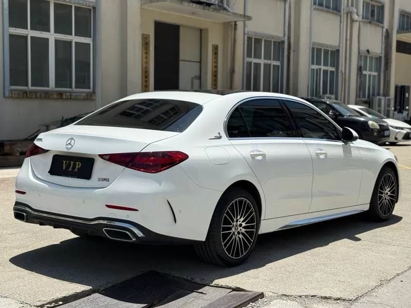 奔驰C260L 2023年差几天上牌，纯一手 ， 实际公里2.9万公里，48V轻…图片4