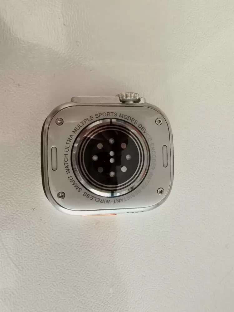 手表不是正品，但是功能几乎都有 可以拿来玩玩  运动手表的功能几乎都有  送一个…图片3