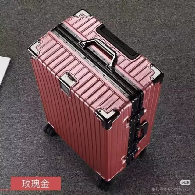 26寸九九成新行李箱
