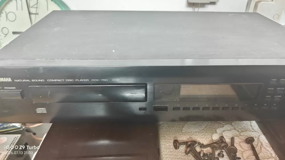 雅马哈CDX750正常开机，无法读碟图片3