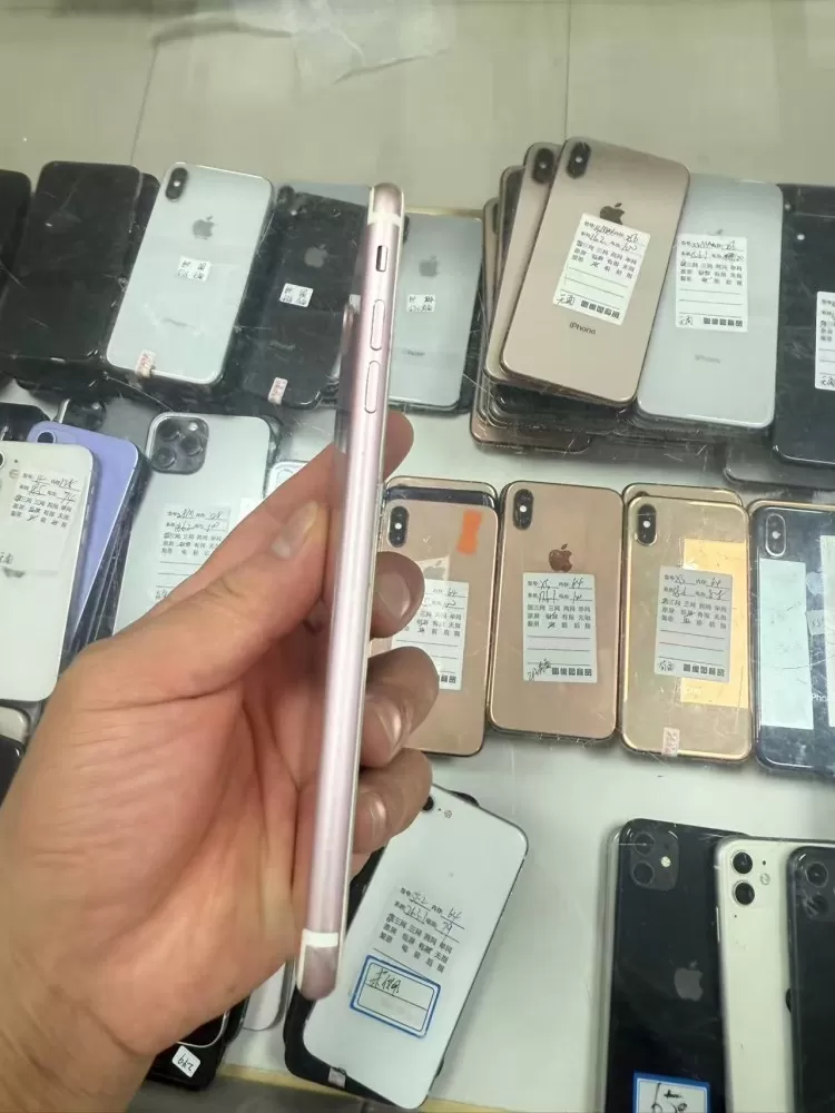 7p 32g图片4