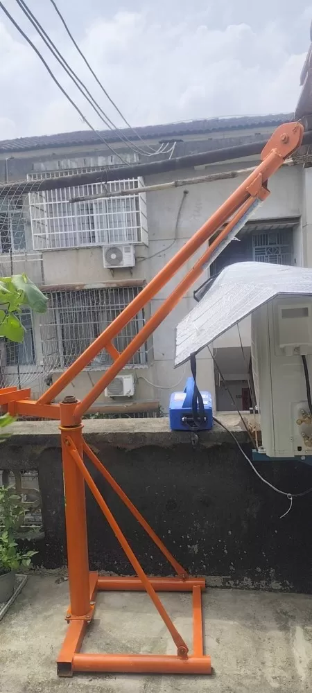 99新电动吊机全套688元自提个人闲置室外小型吊运机（电动葫芦+全套支架），成色…