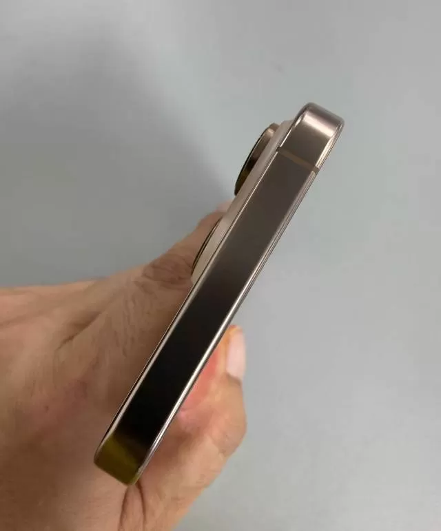 95新的iPhone 16 promax，账号已退，如果喜欢的话，可以联系我图片5